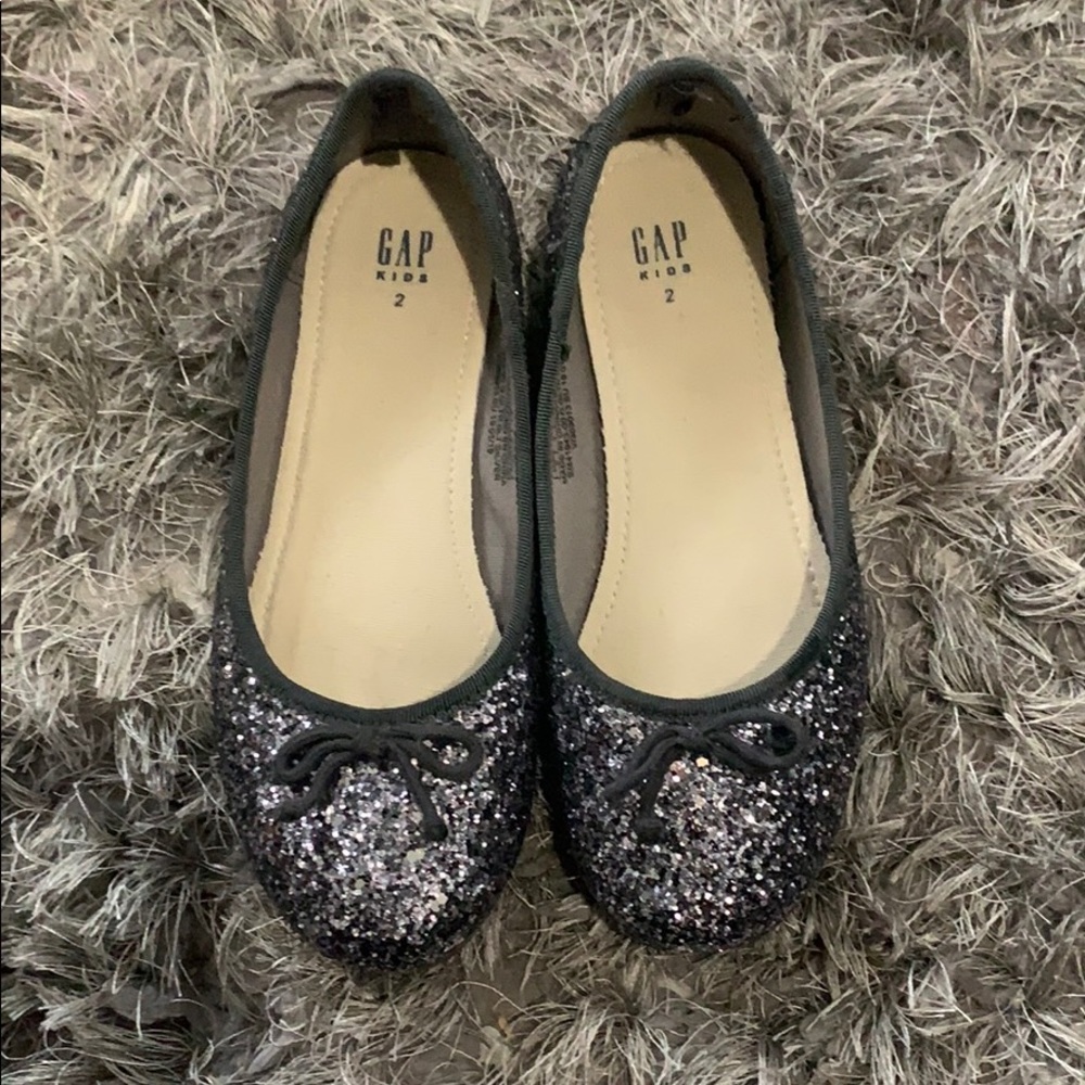 Girls sparkly flats